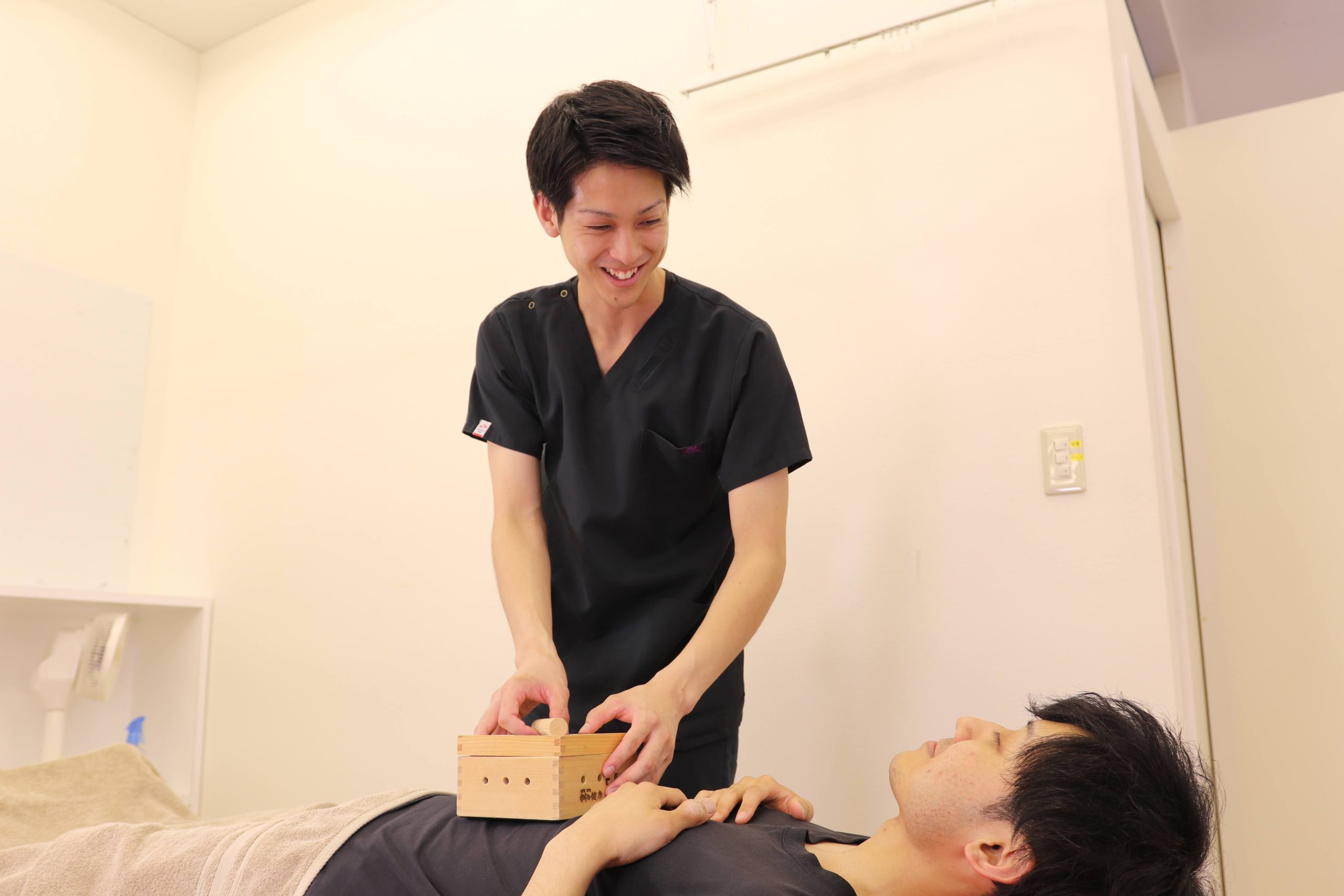 むさし鍼灸整骨院グループの鍼灸施術写真